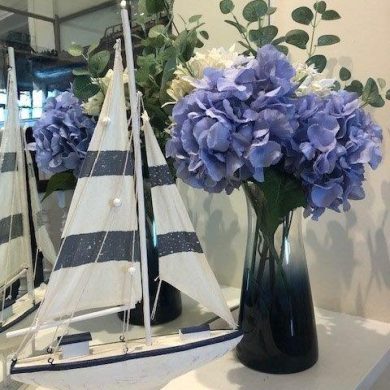 Flowers around the Club